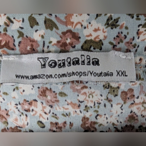 Youtalia XXL Floral Blouse With Roll Up Sleeves - Picture 5 of 10